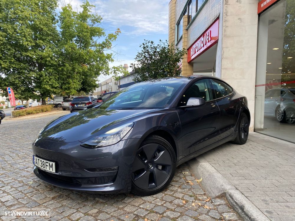 Tesla Model 3 2022 photo 2