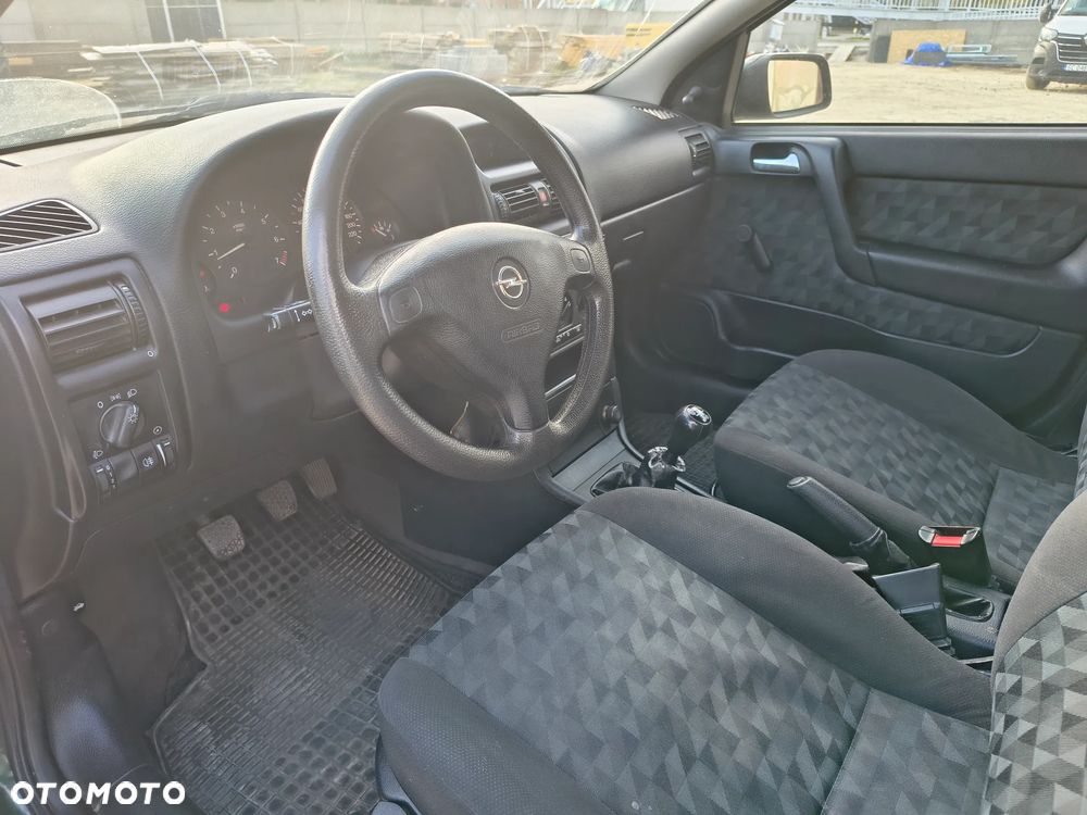 Opel Astra - 12