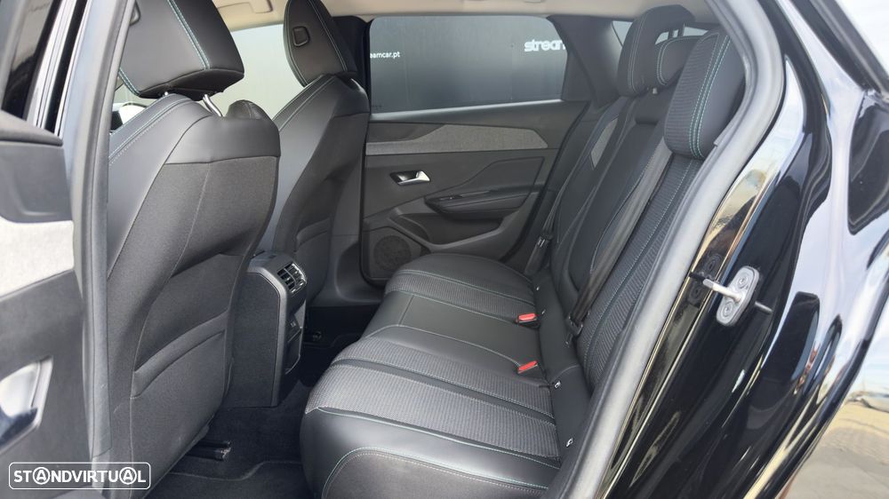 Peugeot 308 SW 1.2 PureTech Allure Pack EAT8 - 28