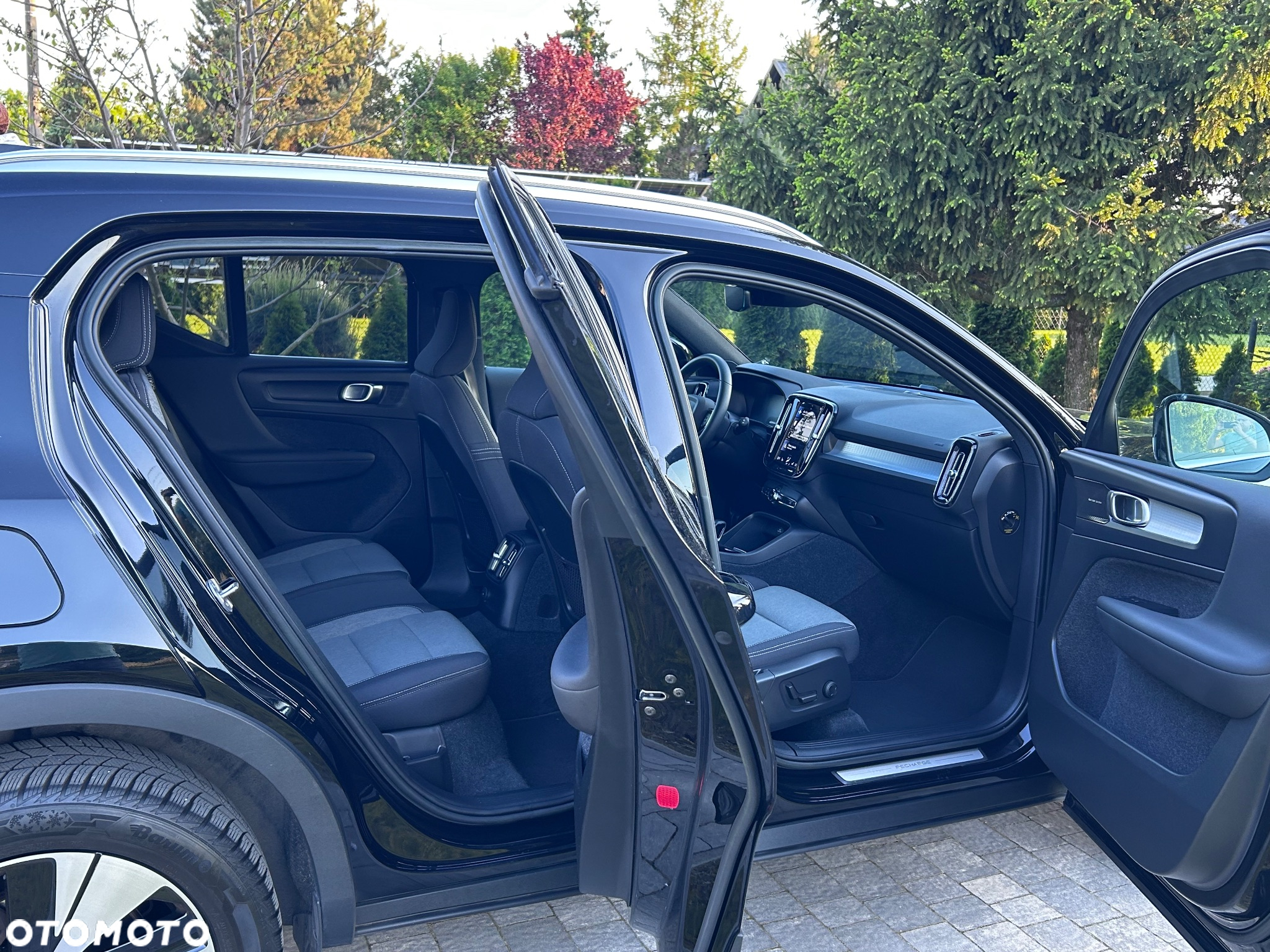 Volvo XC 40 T4 Plug-In Hybrid Plus Dark - 23