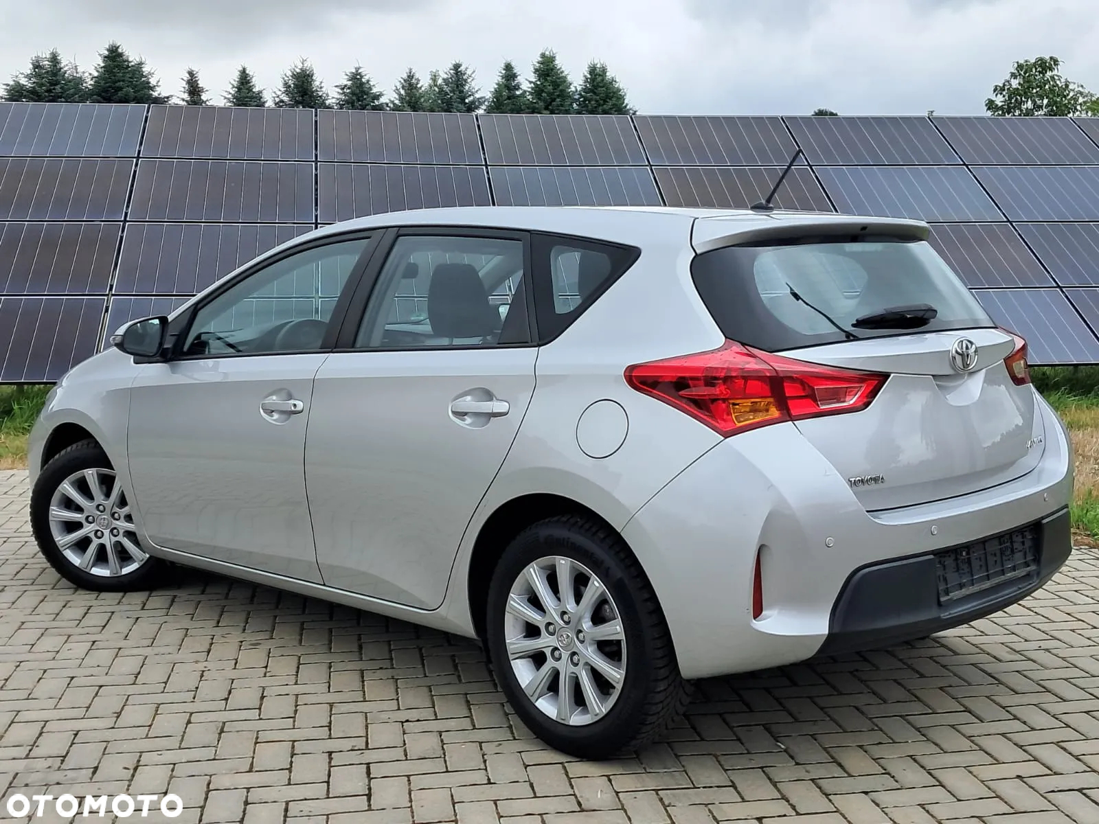 Toyota Auris 1.33 Dual-VVT-i Cool - 19
