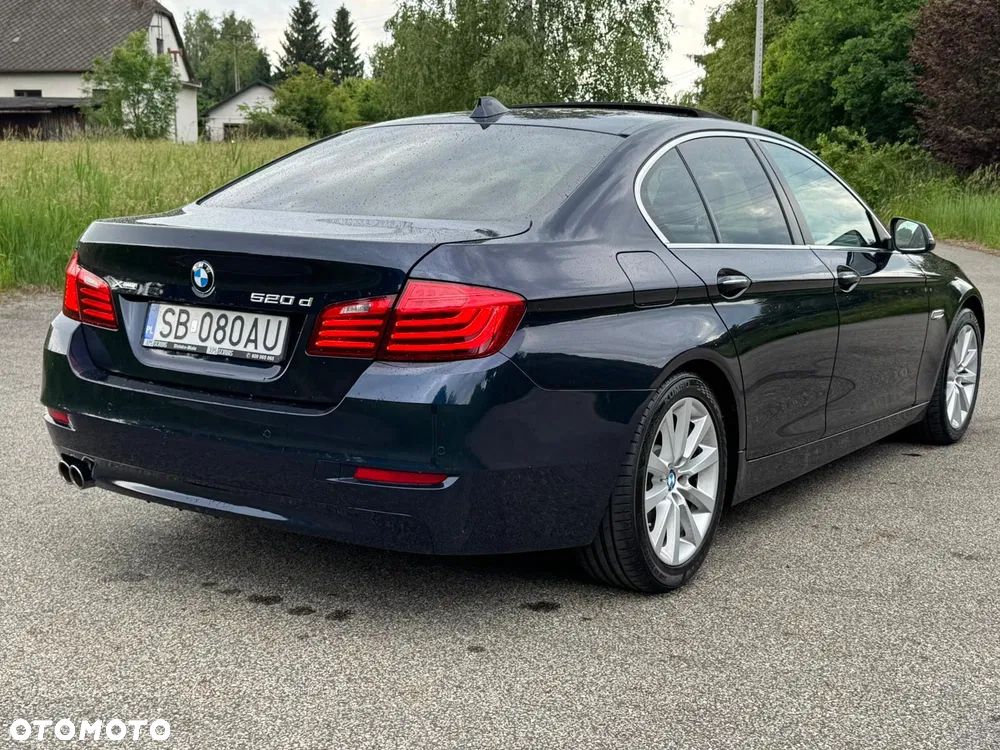 BMW Seria 5 520d xDrive Luxury Line - 11