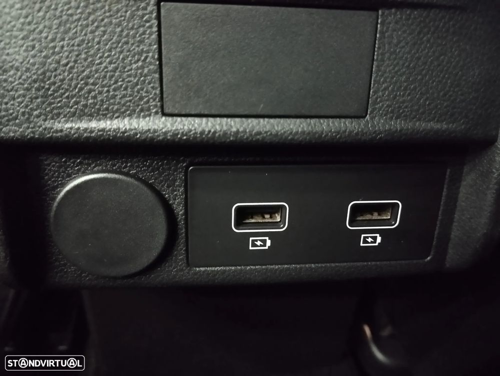 Renault Arkana 1.6 E-Tech Intens — fotografia 14