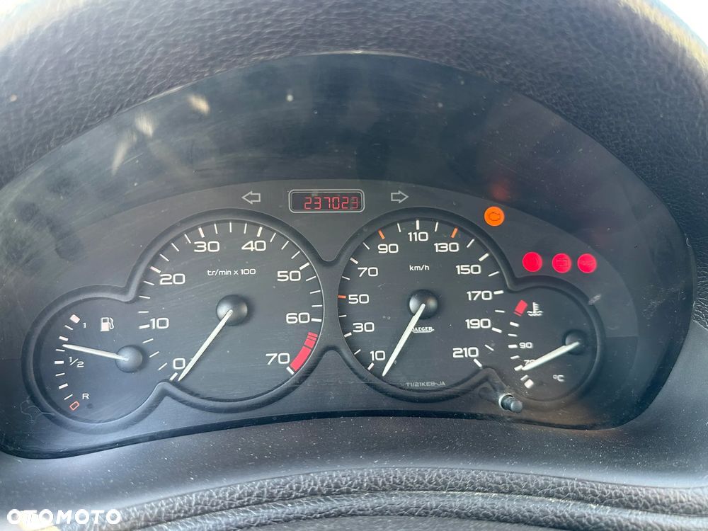 Peugeot 206 1.4 XT - 5