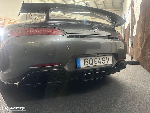 Mercedes-Benz AMG GT R - 9