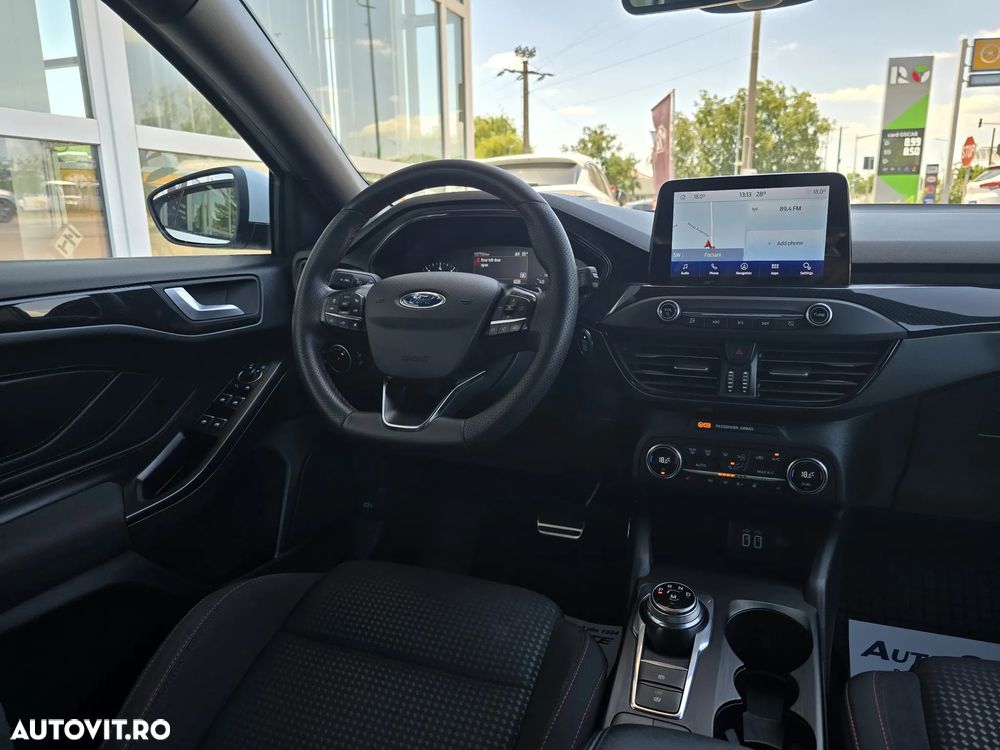 Ford Focus 1.5 EcoBoost ST-Line - 20