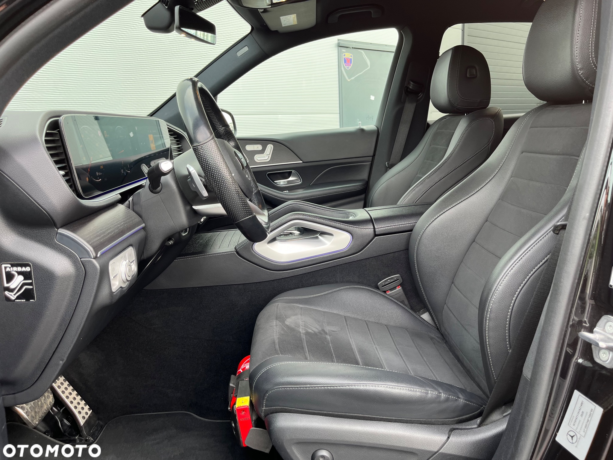 Mercedes-Benz GLE 300 d 4-Matic - 28