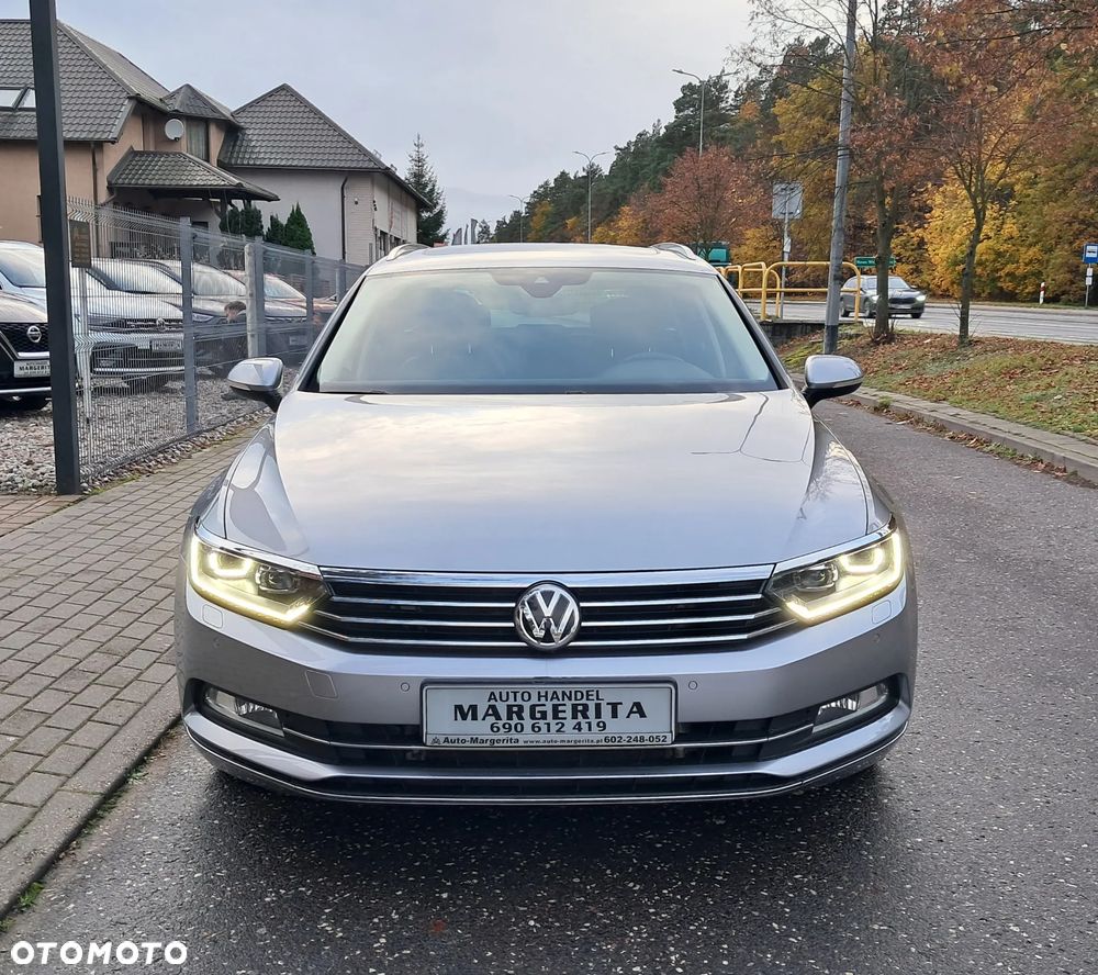 Volkswagen Passat Variant 2.0 TDI SCR DSG Highline - 34