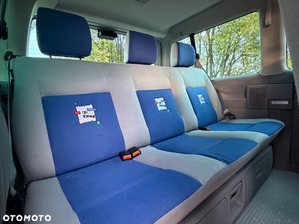 Volkswagen Multivan Standard - 18