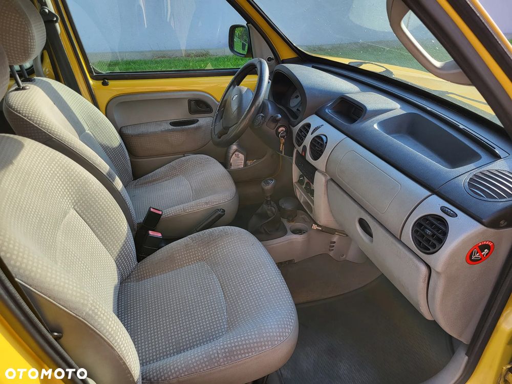 Renault Kangoo 1.5 dCi Helios - 11