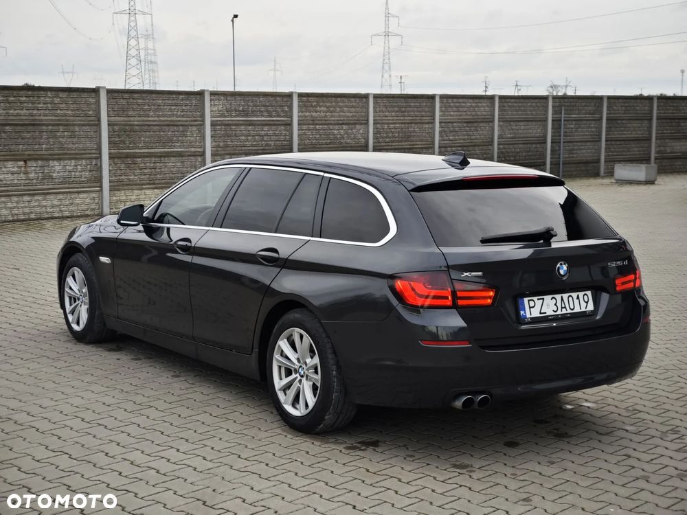 BMW Seria 5 525d xDrive - 5