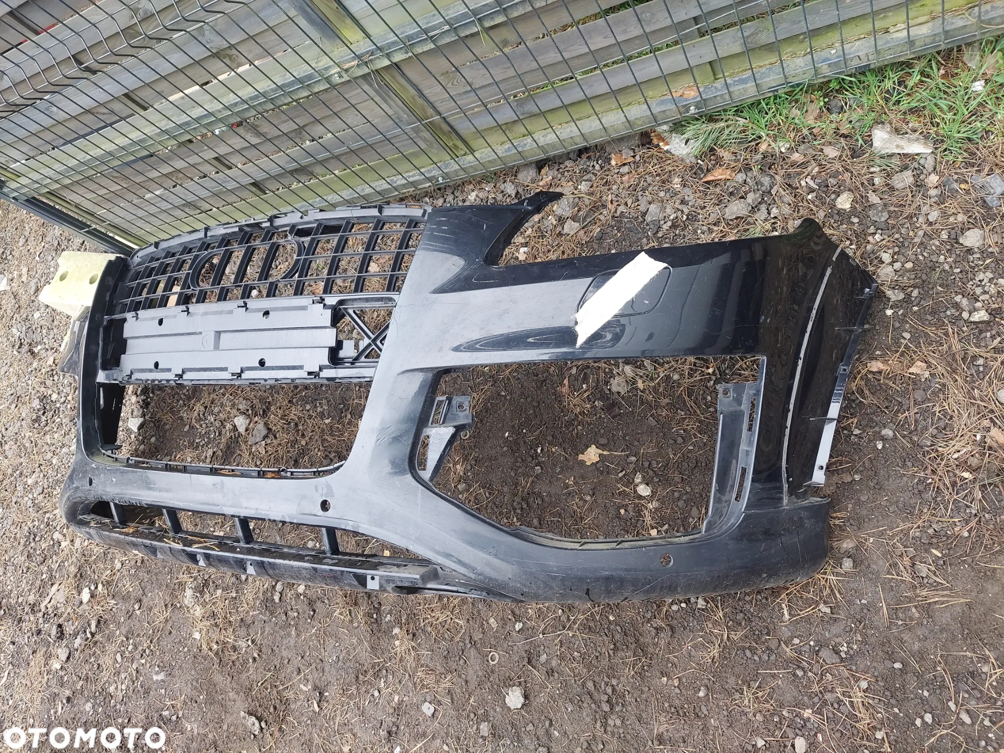 Audi q7 v12 zderzak przód oryginał - 8