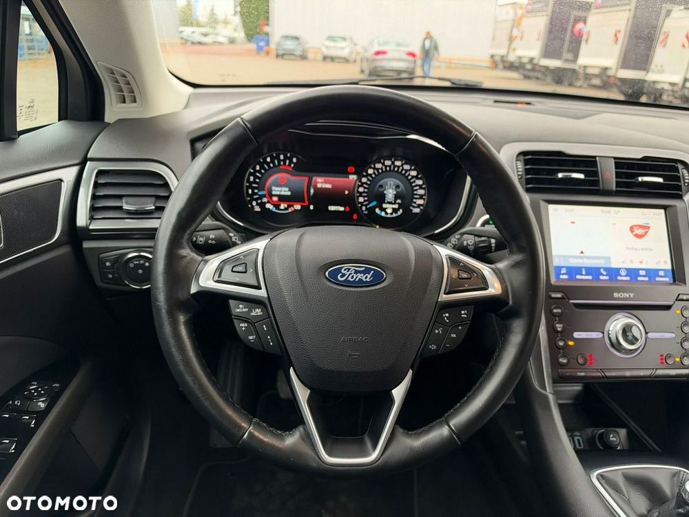 Ford Mondeo 2.0 EcoBlue Titanium - 25