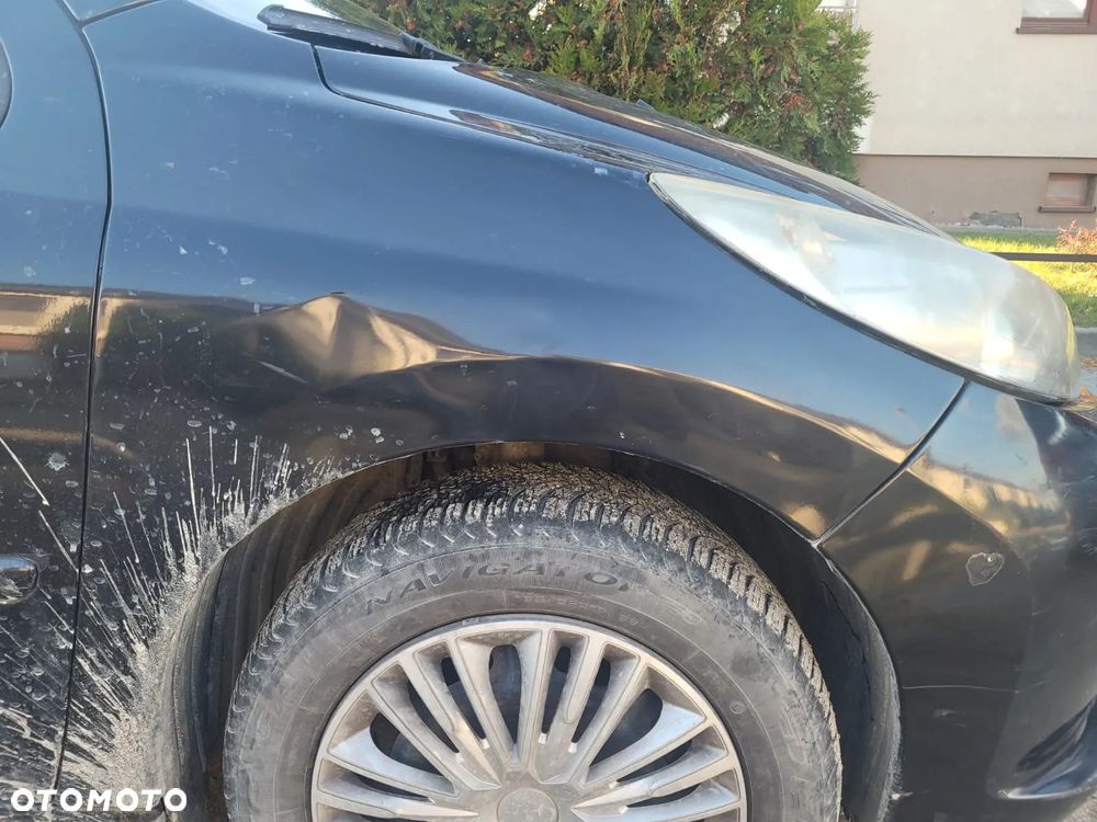 Peugeot 207 1.4 16V Sporty - 20