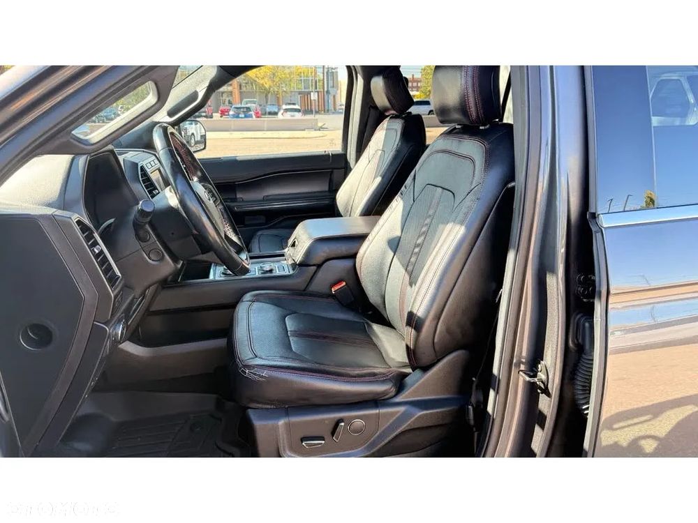 Ford Explorer - 9