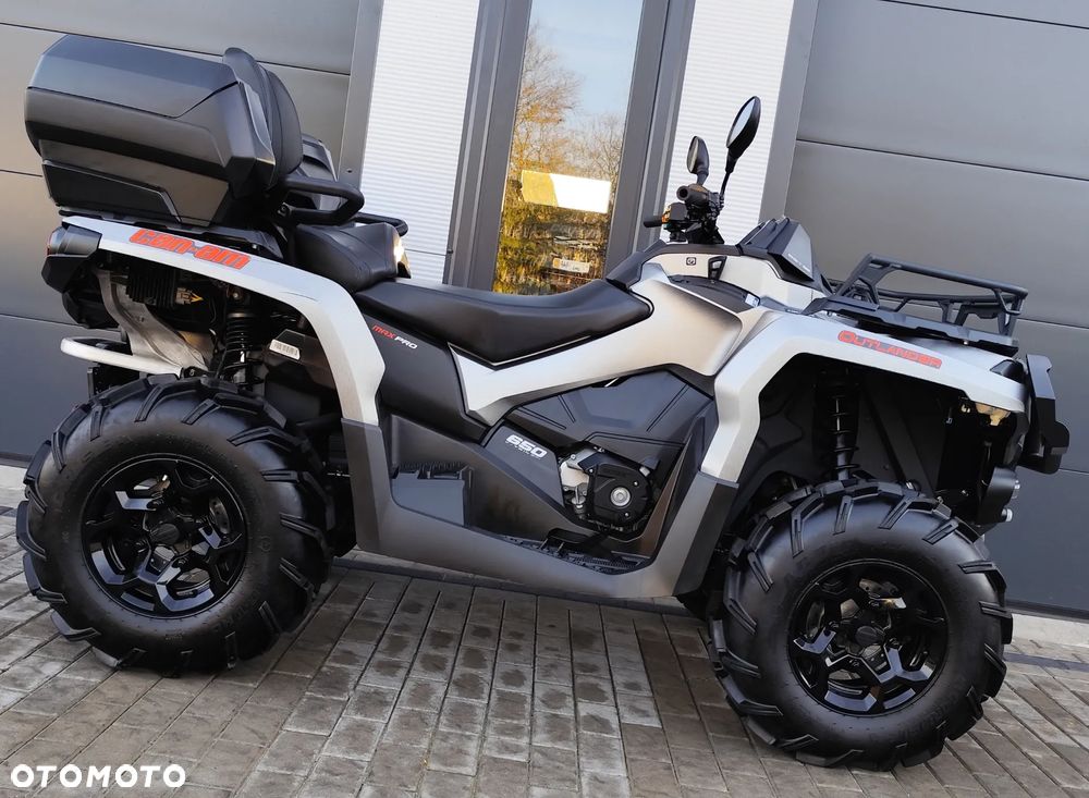 Can-Am Outlander - 6