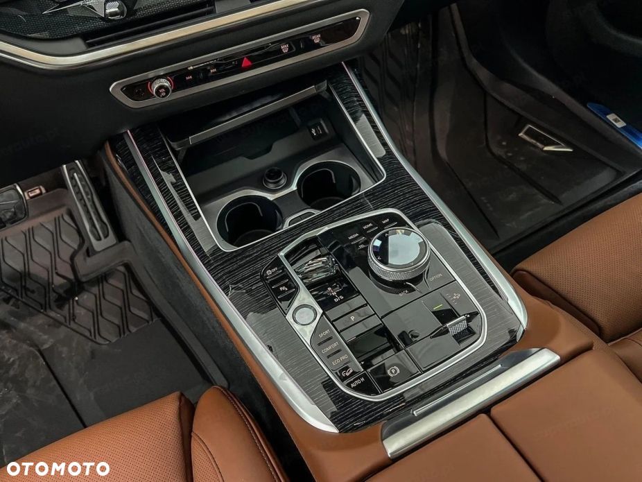 BMW X7 xDrive40d mHEV M Sport sport - 11