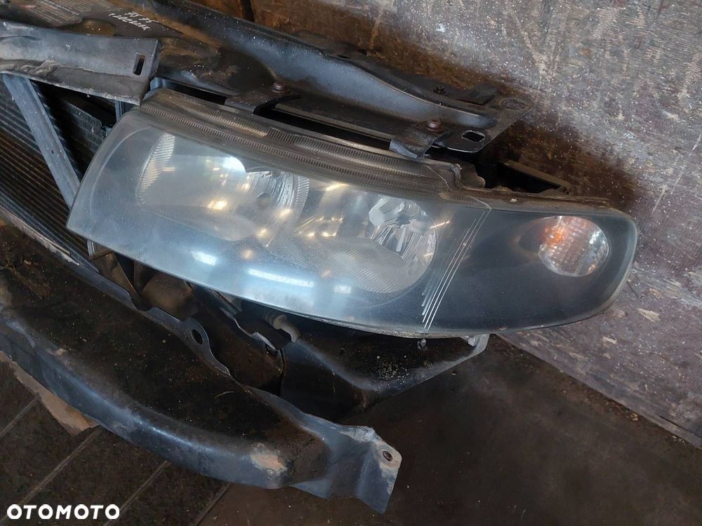 KOMPLETNY PRZÓD ZDERZAK PAS PRZEDNI LAMPY SEAT TOLEDO II LEON I LB7Z - 7