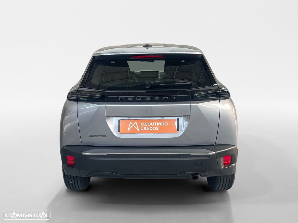Peugeot 2008 - 4