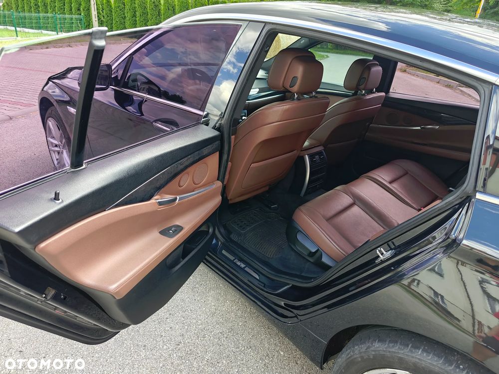 BMW Seria 5 535i - 13