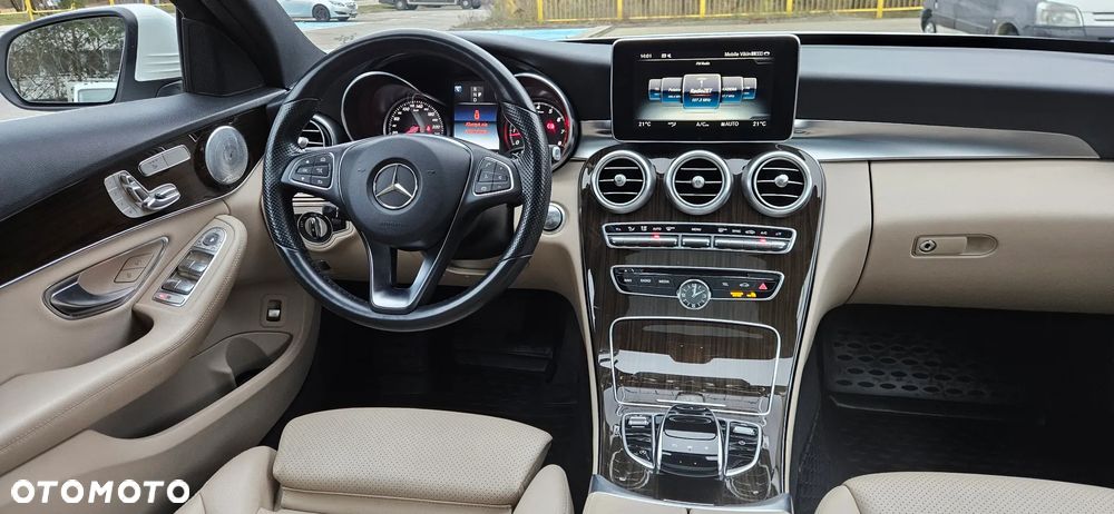 Mercedes-Benz Klasa C 300 9G-TRONIC Avantgarde - 21