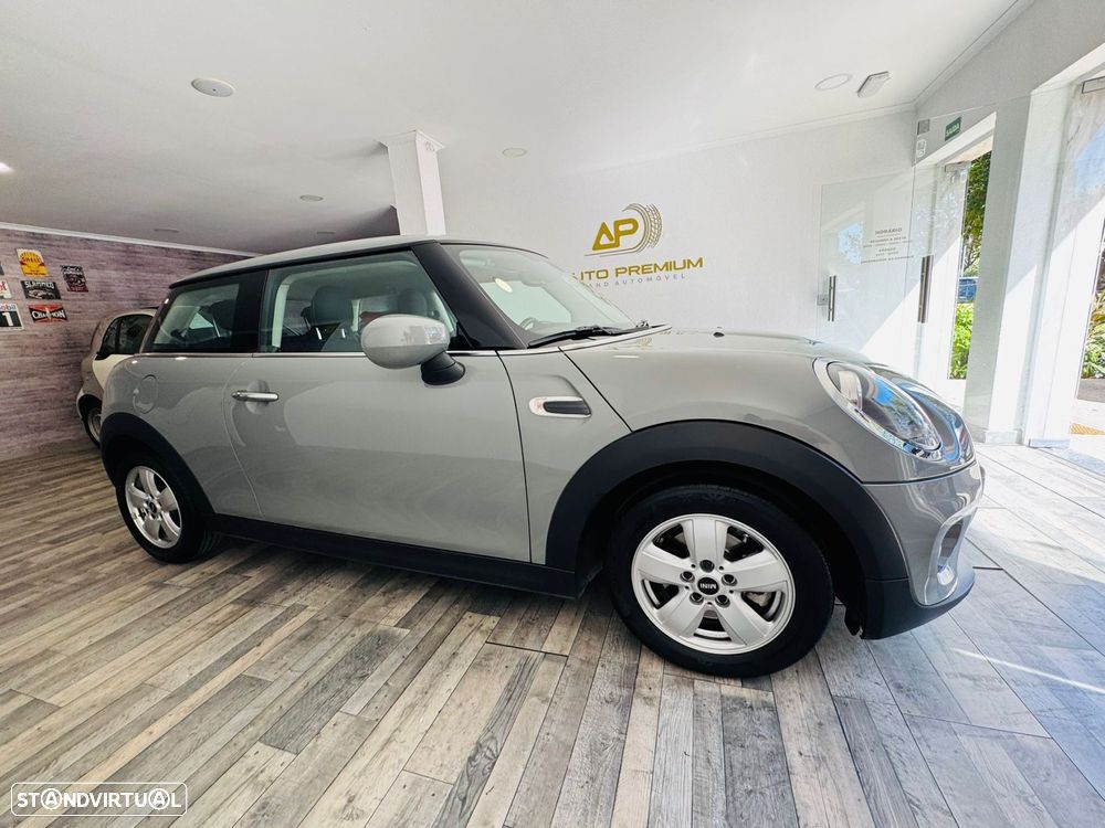 MINI 3 Portas One - 4