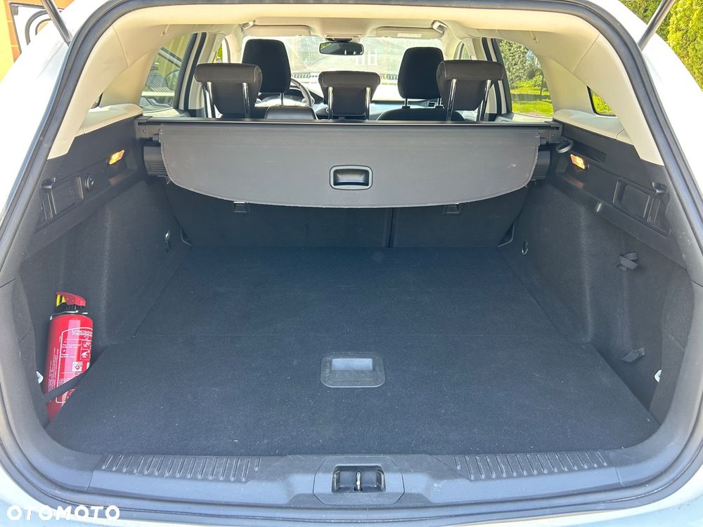 Ford Focus 1.5 EcoBlue Start-Stopp-System COOL&CONNECT DESIGN - 10