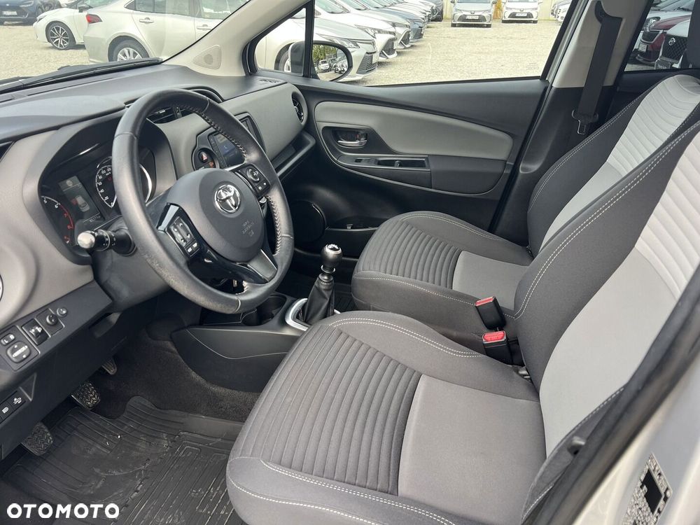 Toyota Yaris 1.5 Premium - 15