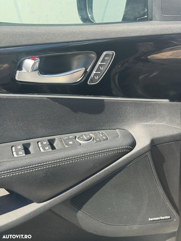 Kia Sorento - 11