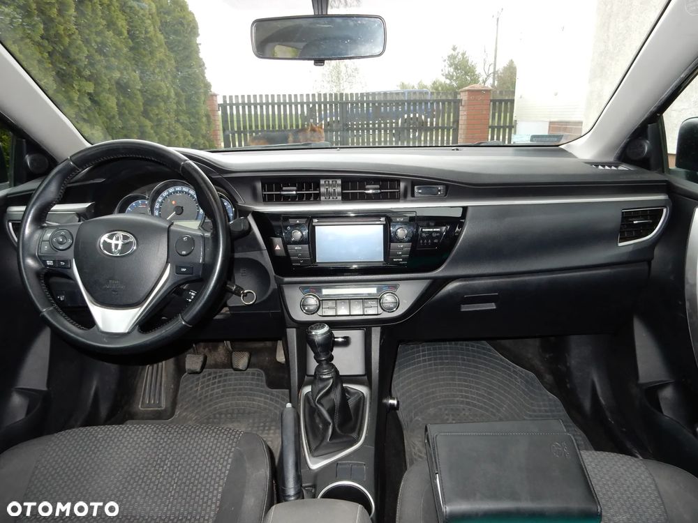 Toyota Corolla 1.4 D-4D Comfort - 8