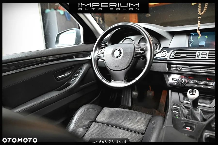 BMW Seria 5 525d Touring Modern Line - 17