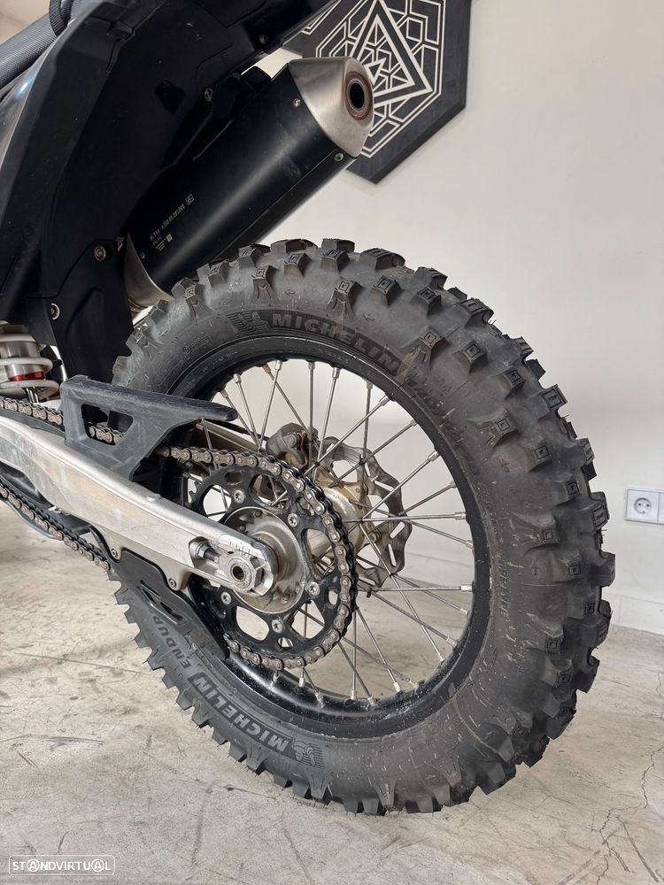 Husqvarna FE - 6