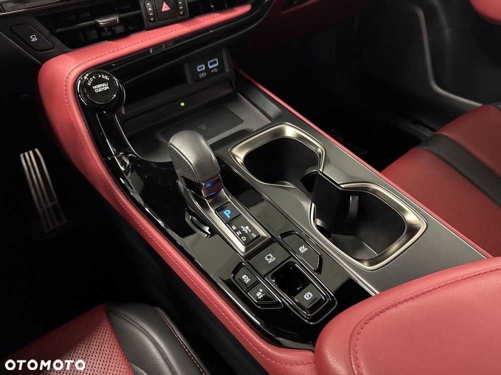 Lexus NX 350h F Sport AWD - 23