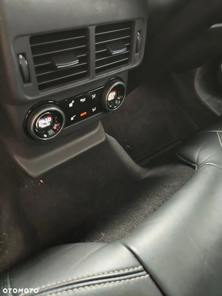 Land Rover Range Rover Velar - 16