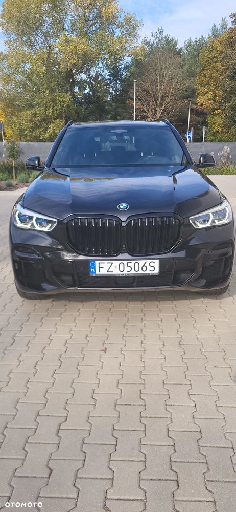 BMW X5 M 2022 photo 2