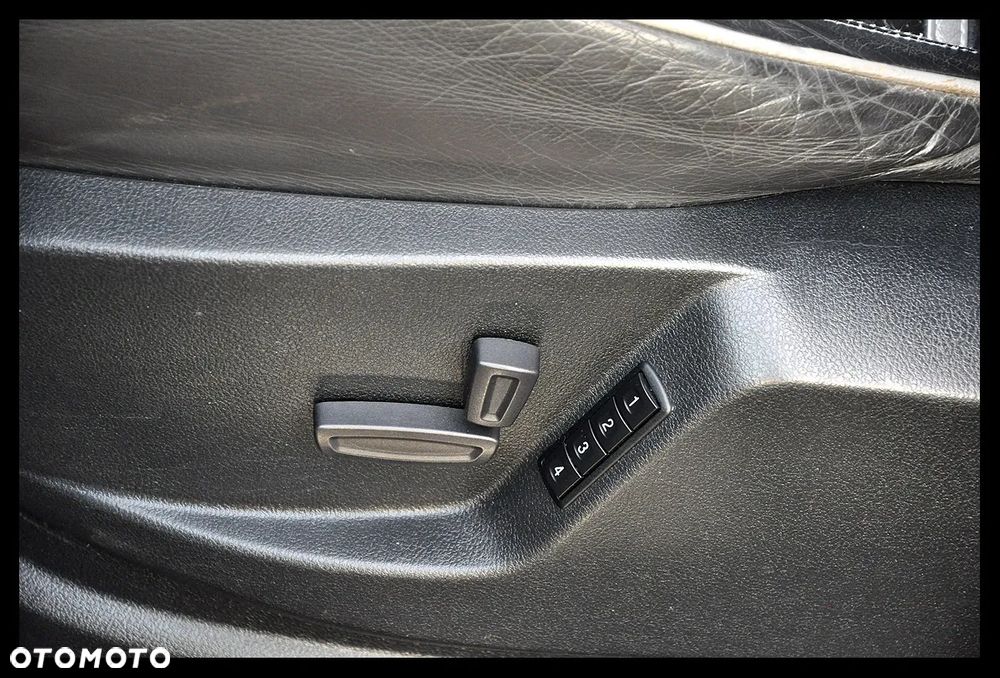 Ford S-Max 2.0 TDCi DPF Platinium X - 33