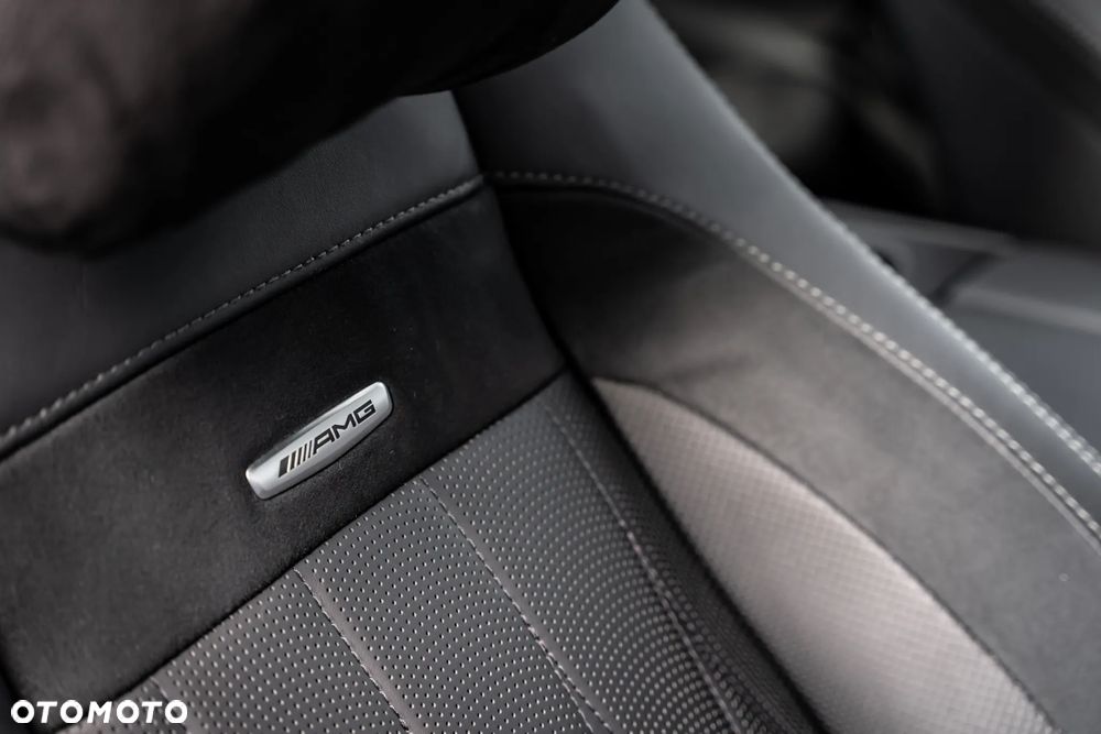 Mercedes-Benz GLS - 30