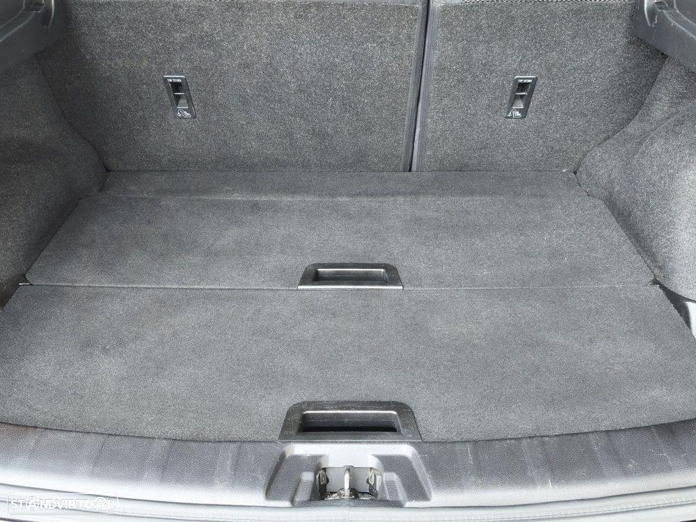 Nissan Qashqai 1.5 dCi N-Connecta - 28