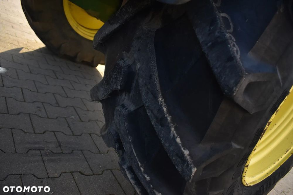 John Deere 7430 - 10