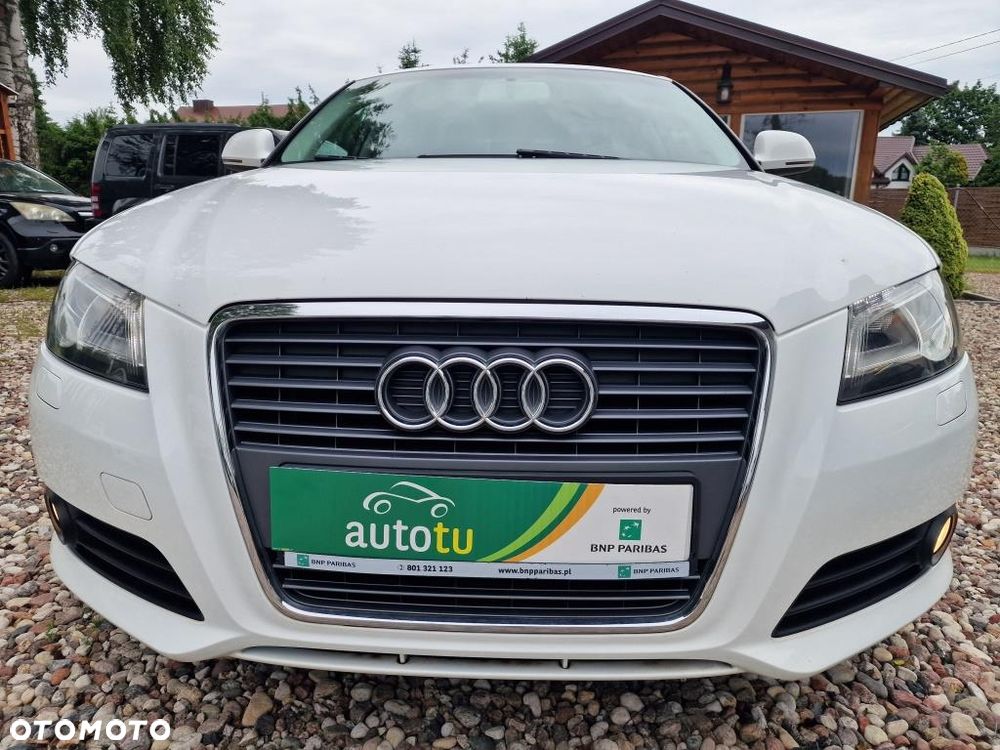 Audi A3 Sportback - 2