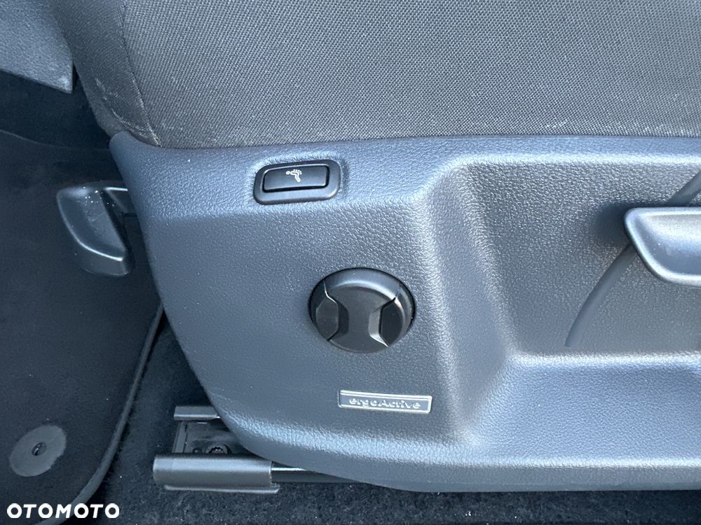 Volkswagen Touran 1.6 TDI SCR BlueMotion Technology Comfortline - 5