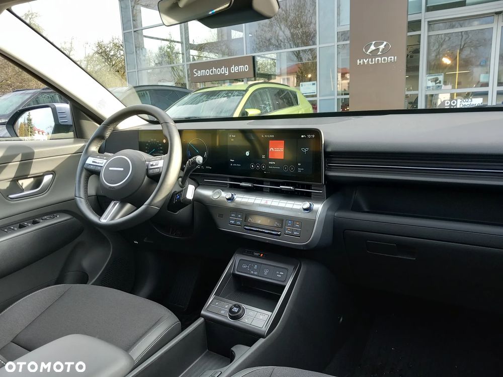 Hyundai Kona 65kWh Executive - 11