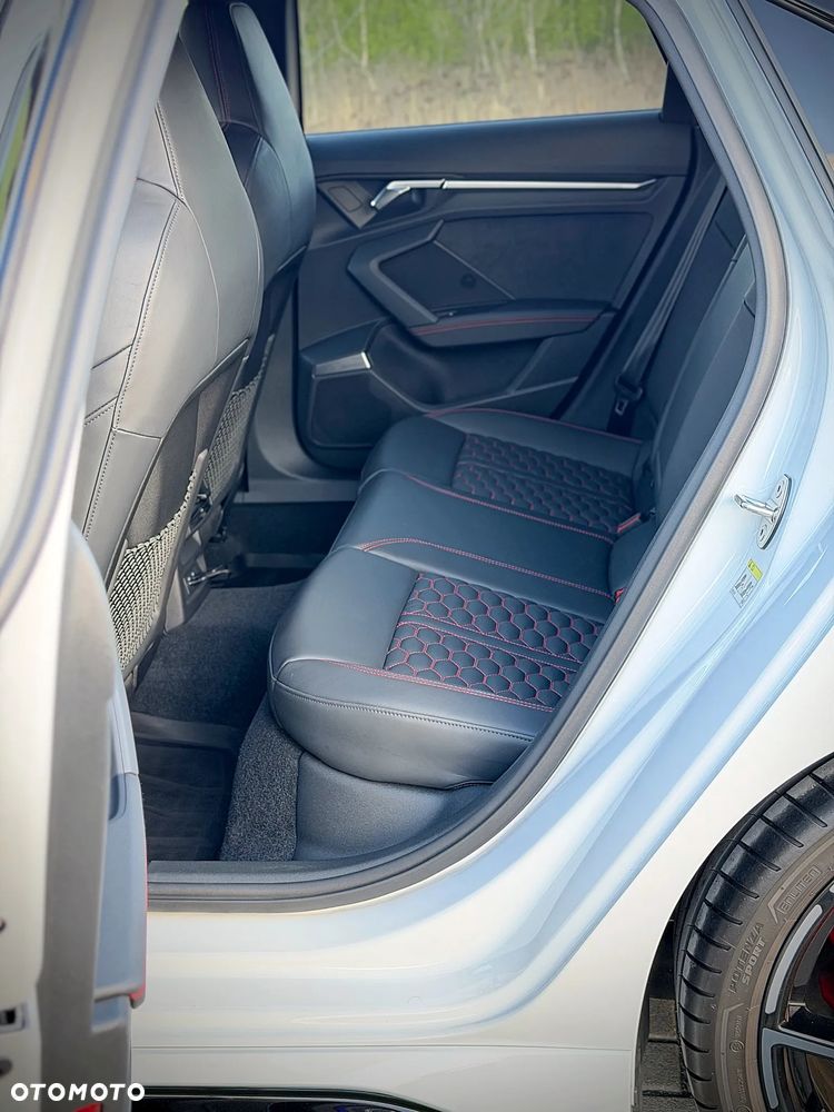Audi RS3 Limousine TFSI Quattro S tronic - 14