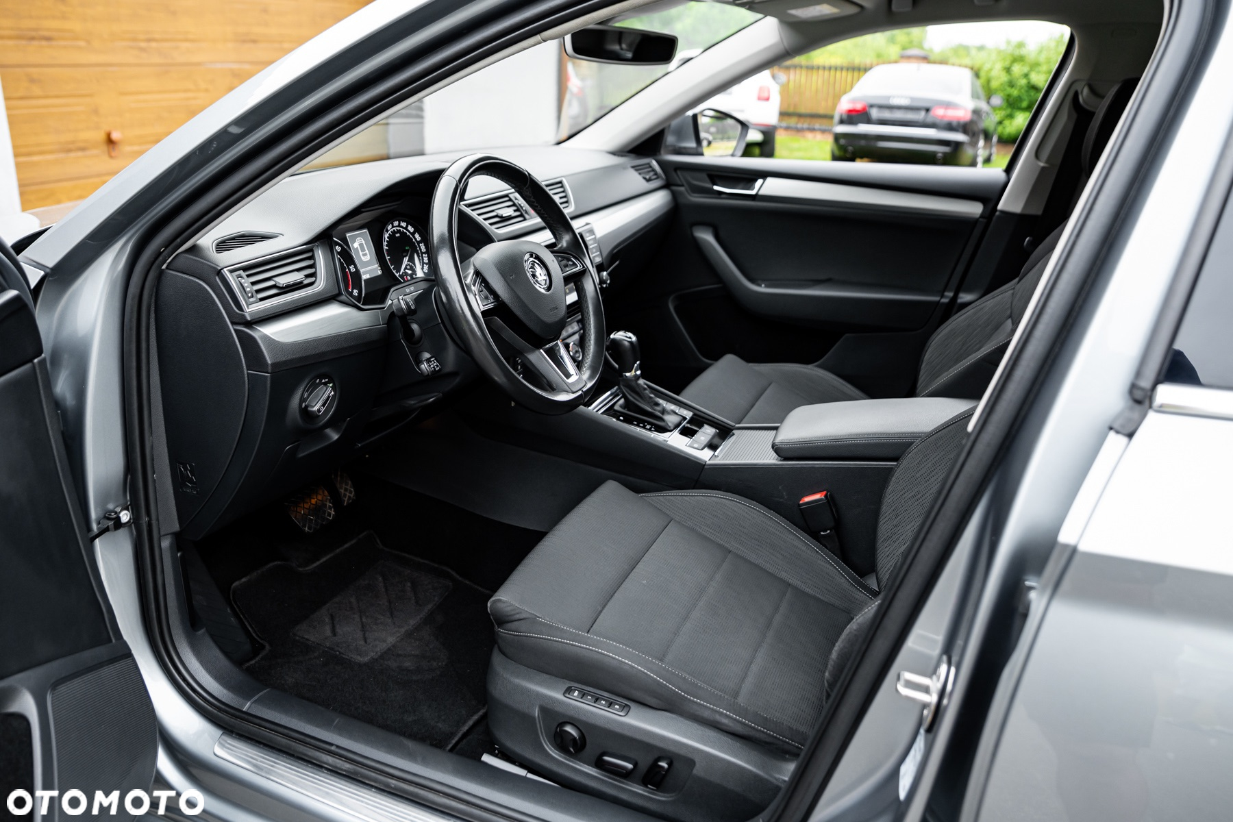 Skoda Superb Combi 2.0 TDI 4x4 DSG Ambition - 5