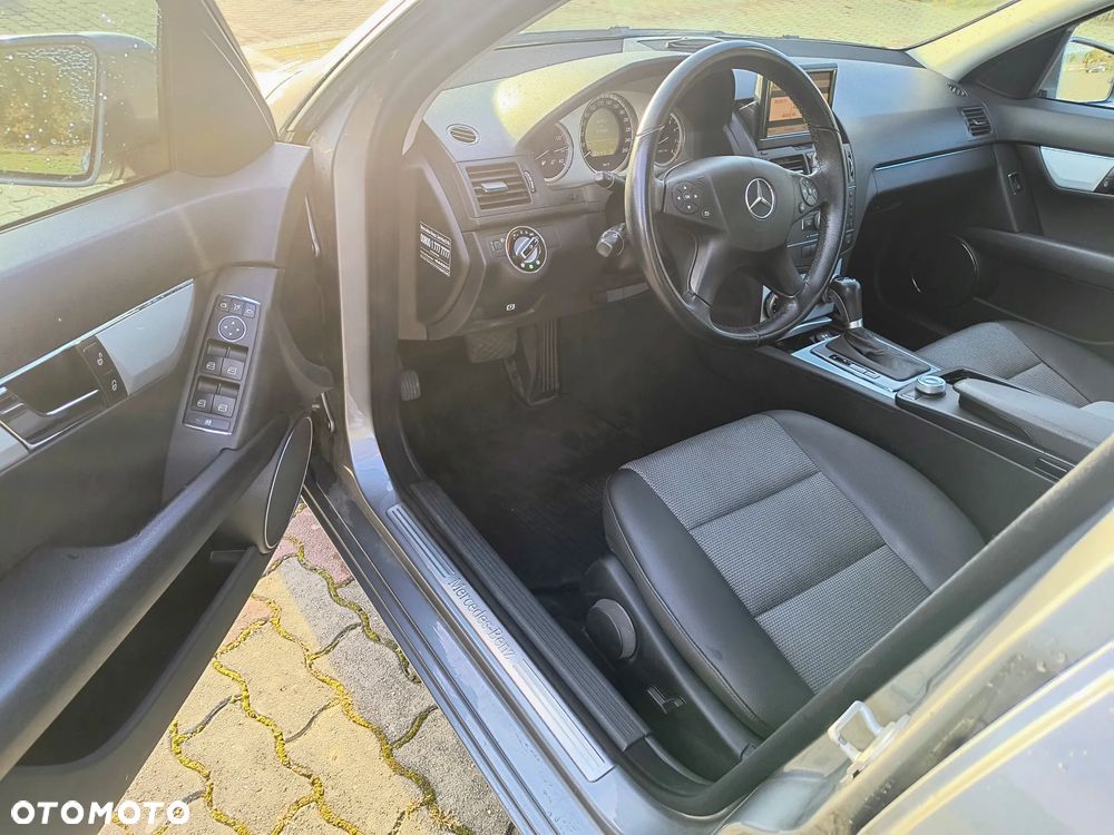 Mercedes-Benz Klasa C 180 T Kompressor Automatik BlueEFFICIENCY Avantgarde - 10