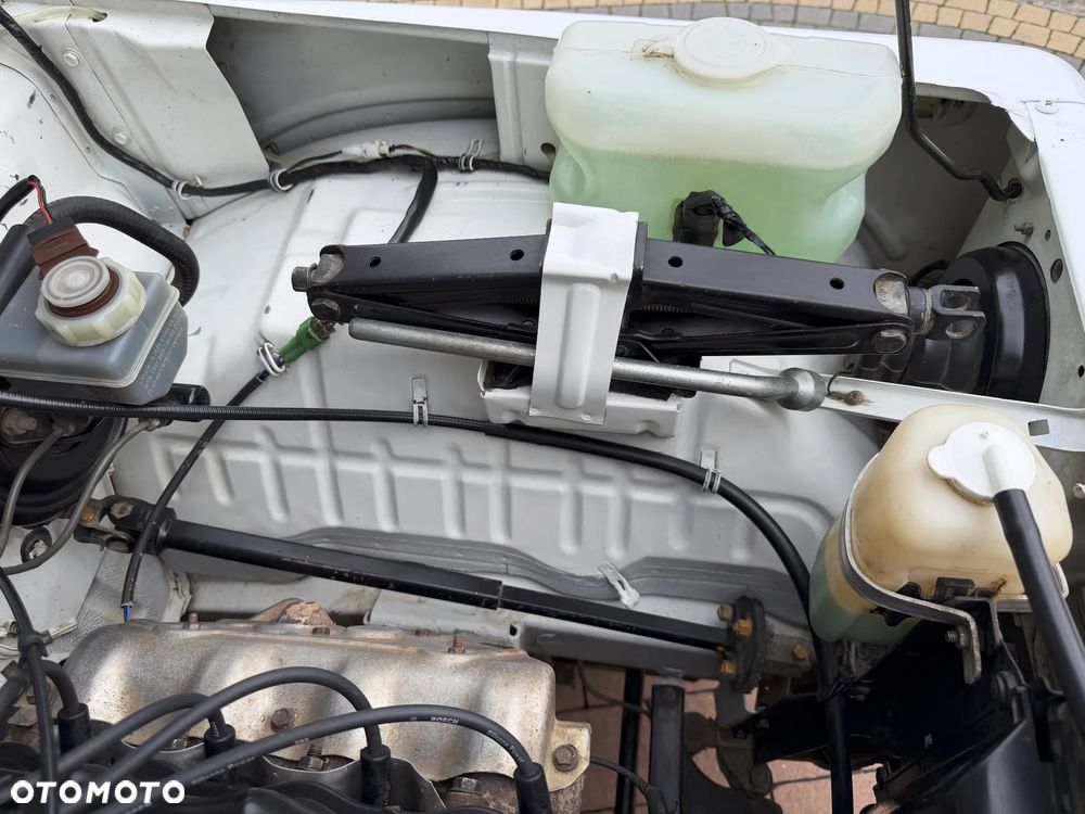 Suzuki Samurai 1.3 JX Canvas Top Special - 38