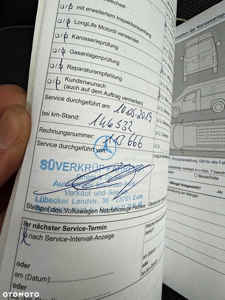 Volkswagen Multivan - 37