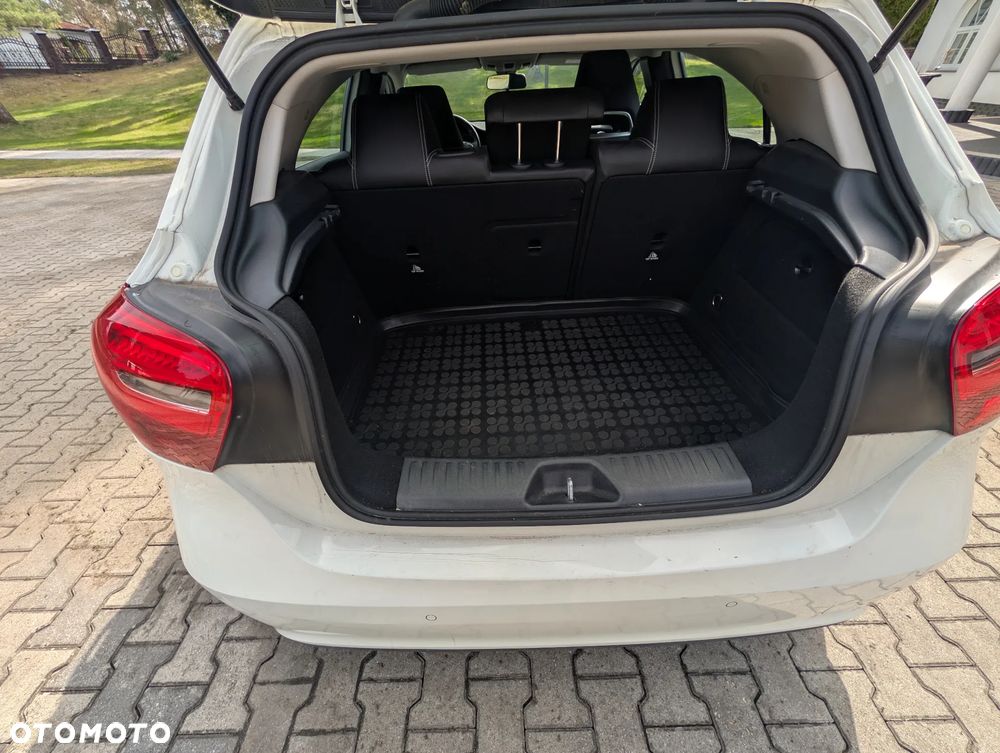 Mercedes-Benz Klasa A 180 7G-DCT - 9