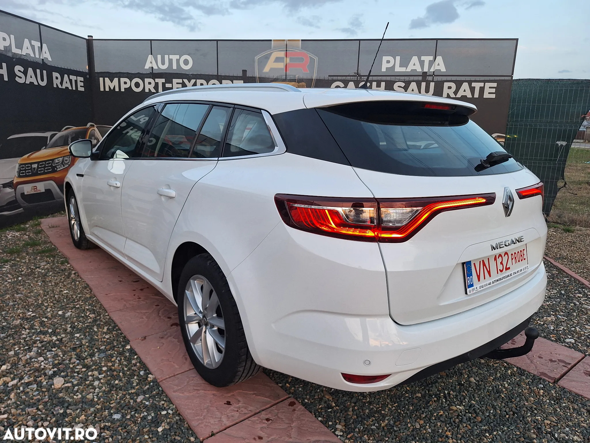 Renault Megane Blue dCi 115 EDC Equilibre - 3