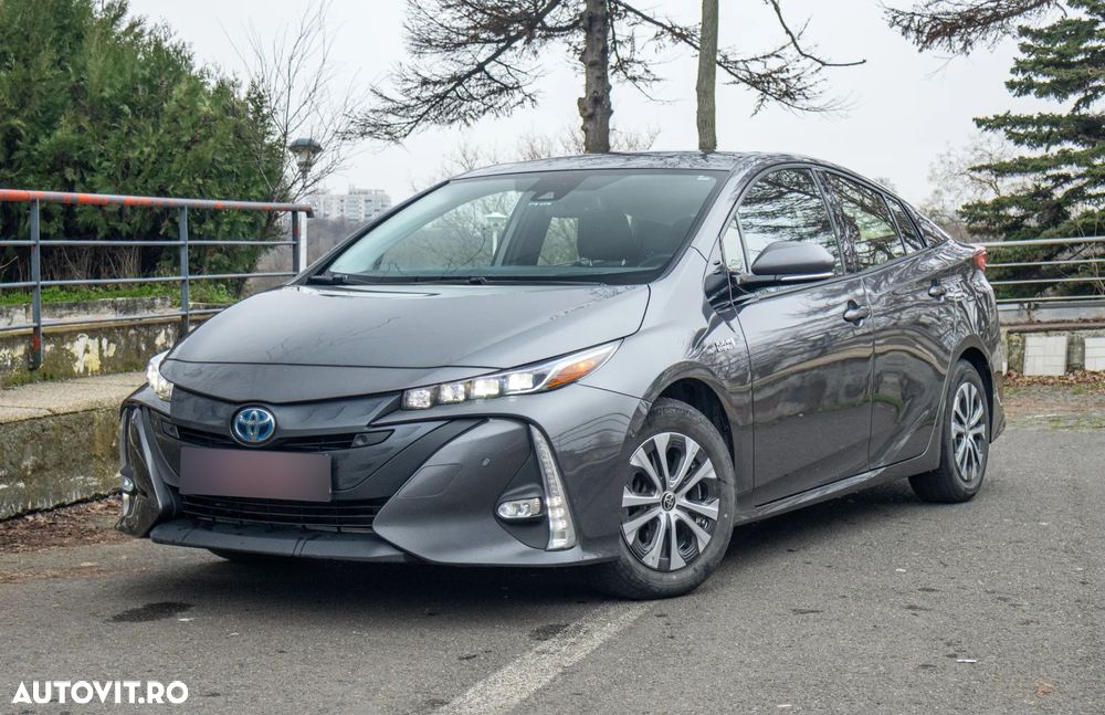 Toyota Prius - 1